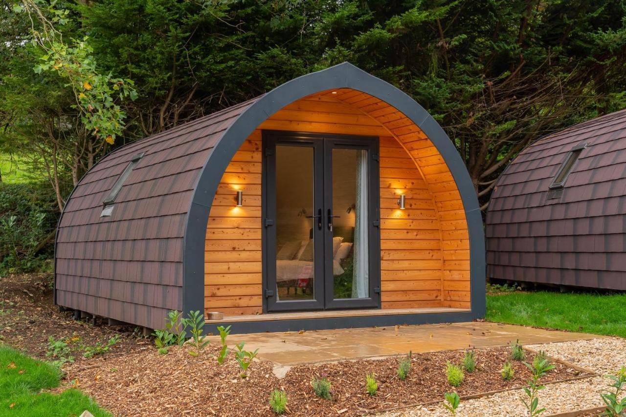The Plough Inn Cabins Ramsden Esterno foto
